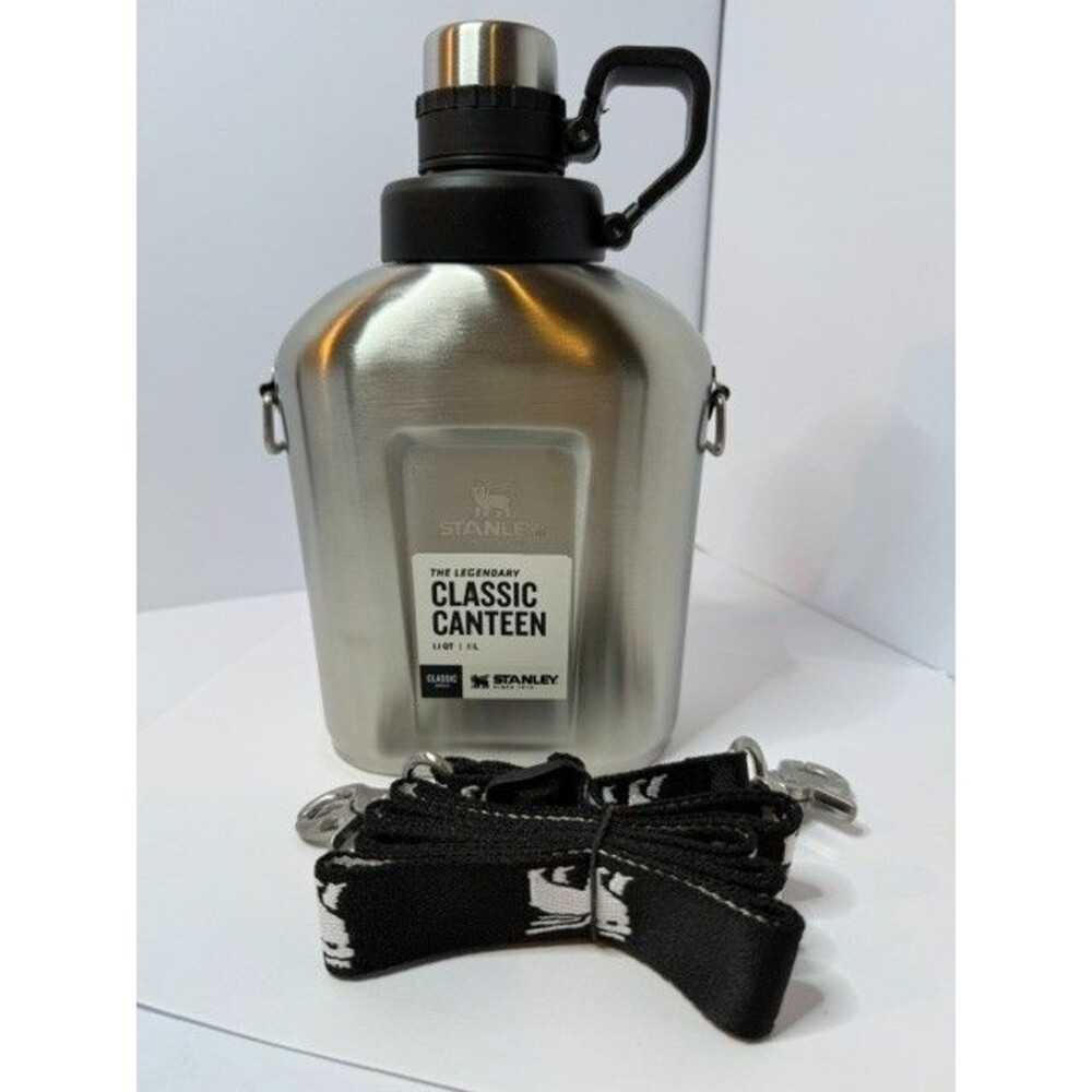 Stanley Classic Canteen 1.1 qt Screw-On Lid w/ Strap Lanyard